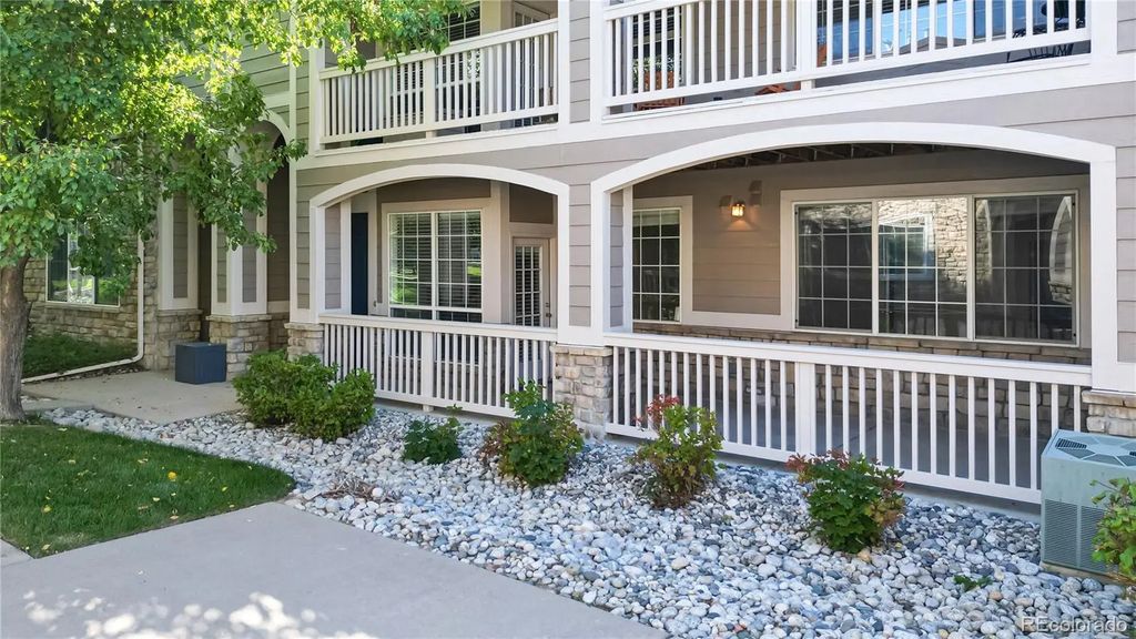 4242 S Blackhawk Circle 4d, Aurora