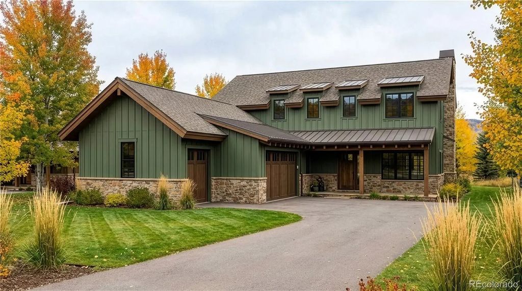 221 Blue Ridge Drive, Granby