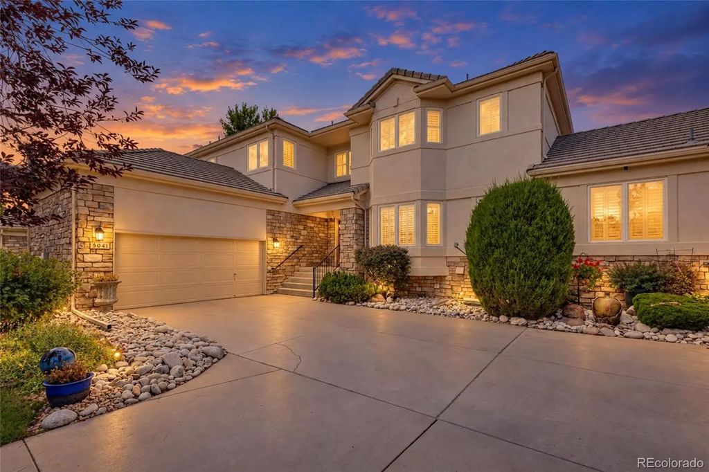 5041 S Auckland Court, Aurora