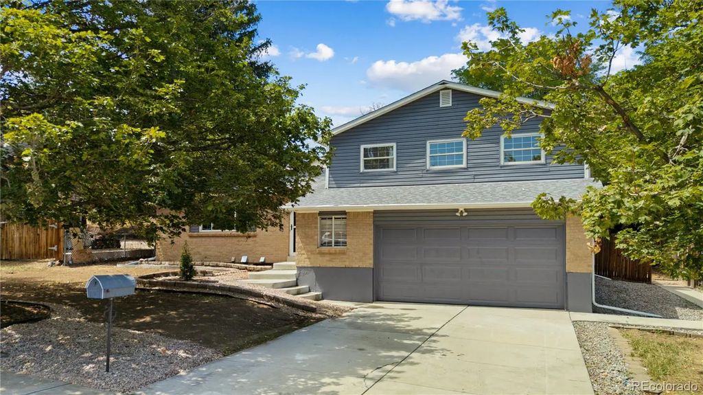 18844 E Cornell Avenue, Aurora