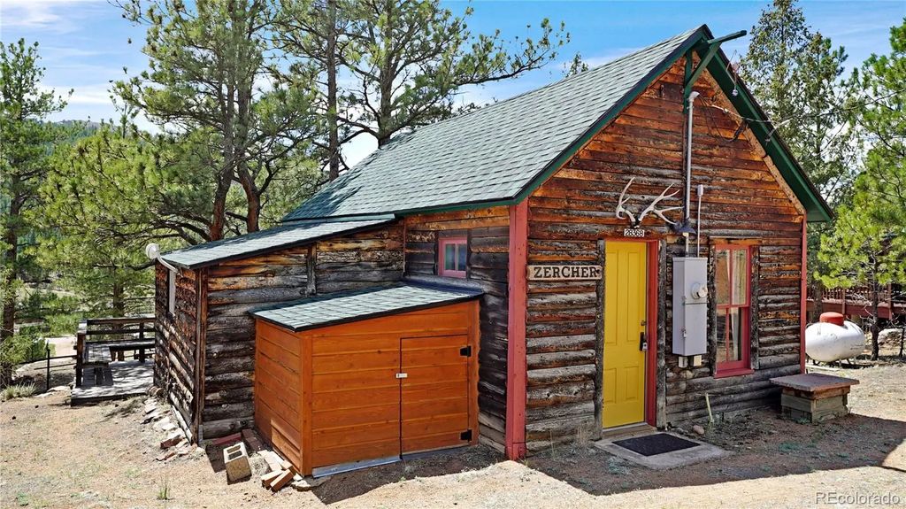 28368 Cedar Avenue, Pine