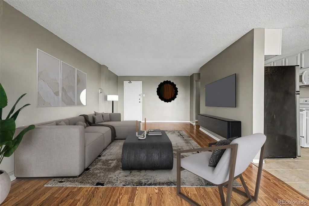 2225 Buchtel Boulevard 604, Denver
