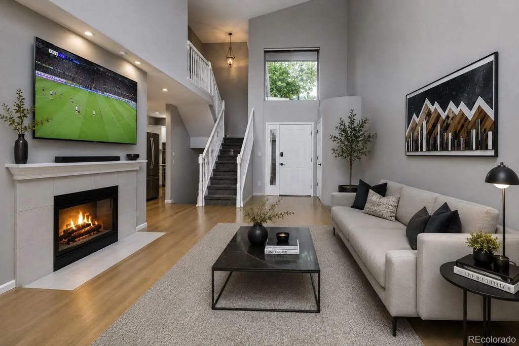 8703 Wentworth Court, Lone Tree