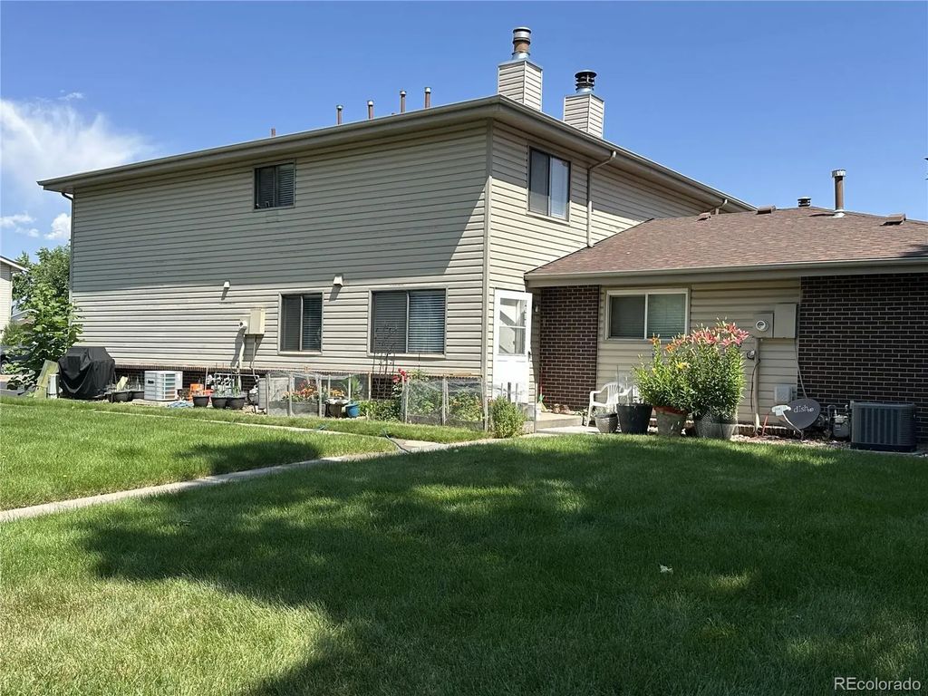 3225 S Garrison Street 51, Lakewood
