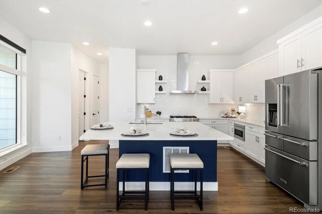 21416 E 61st Drive, Aurora