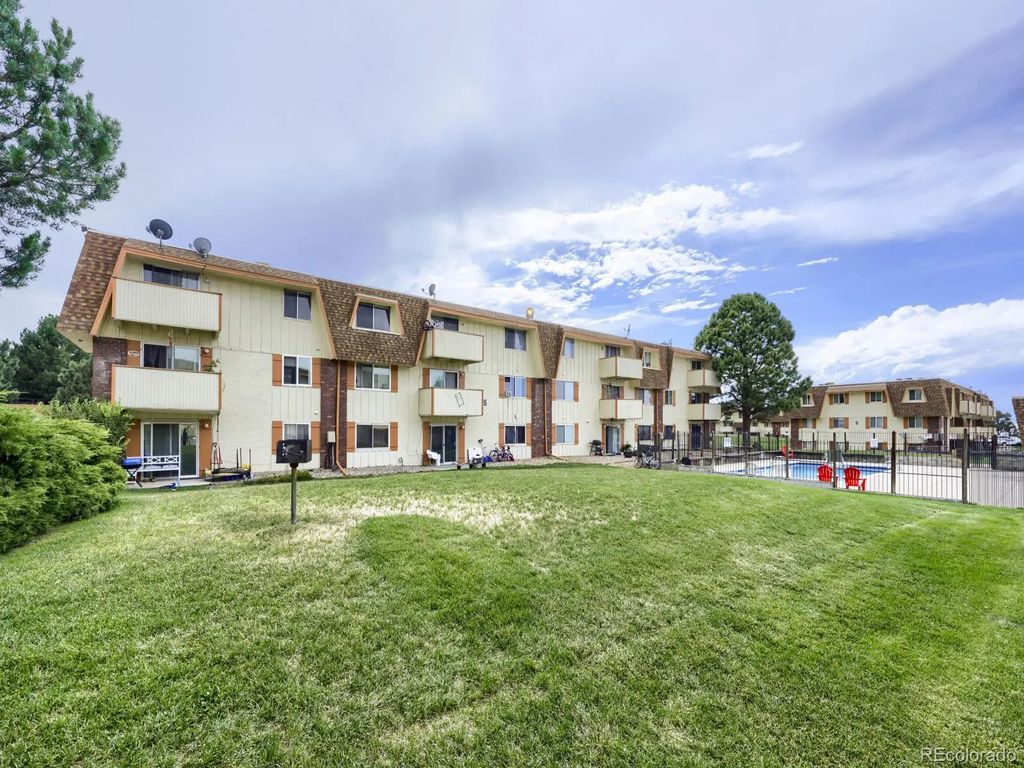 10211 Ura Lane 5-303, Denver