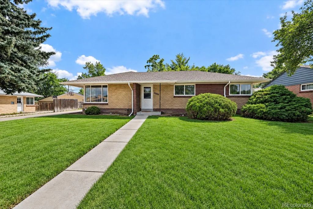 9010 W 5th Avenue, Lakewood