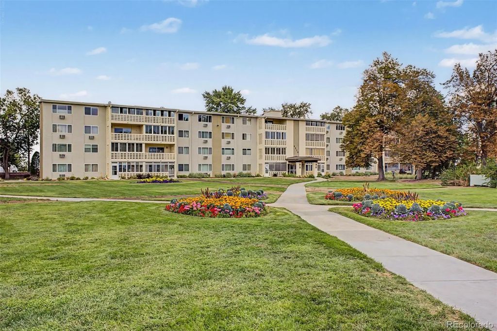 9335 E Center Avenue 9b, Denver