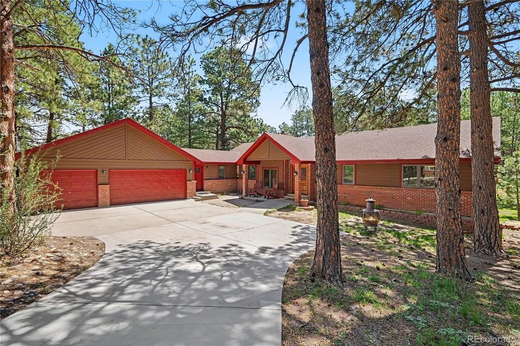 35787 Elkridge Run, Elizabeth