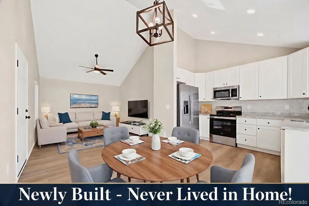 17419 E Whitaker Drive, Aurora