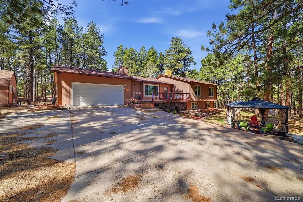 4724 Deer Trail, Elizabeth