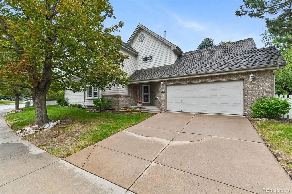 5765 W Iliff Drive, Lakewood