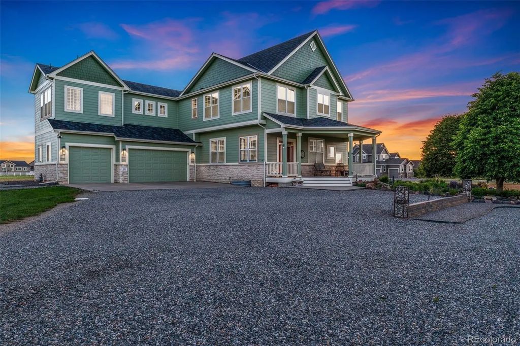 881 Kirby Court, Watkins