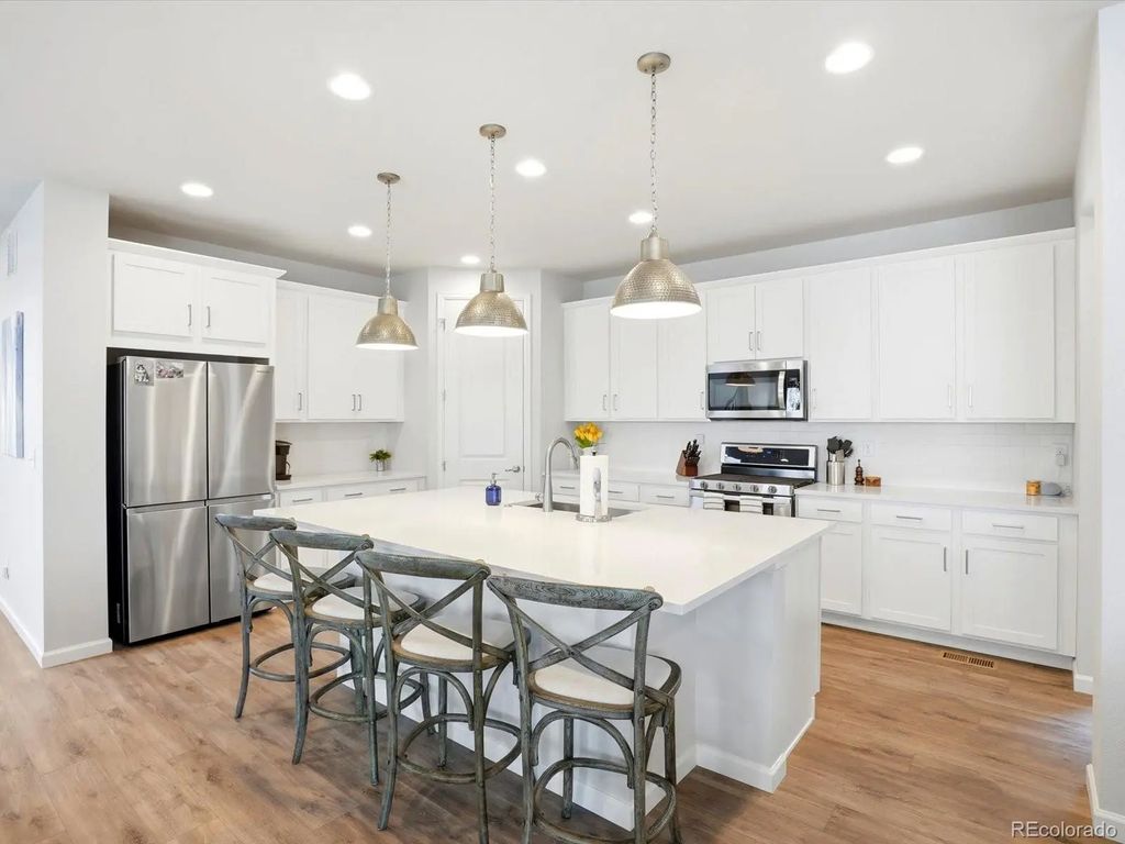 10678 Truckee Street, Commerce City
