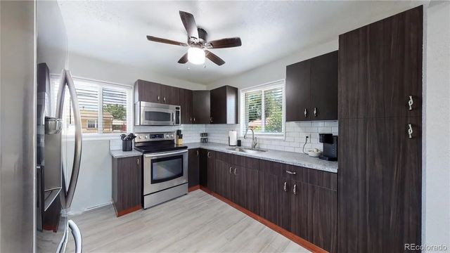 7020 Avrum Drive, Denver