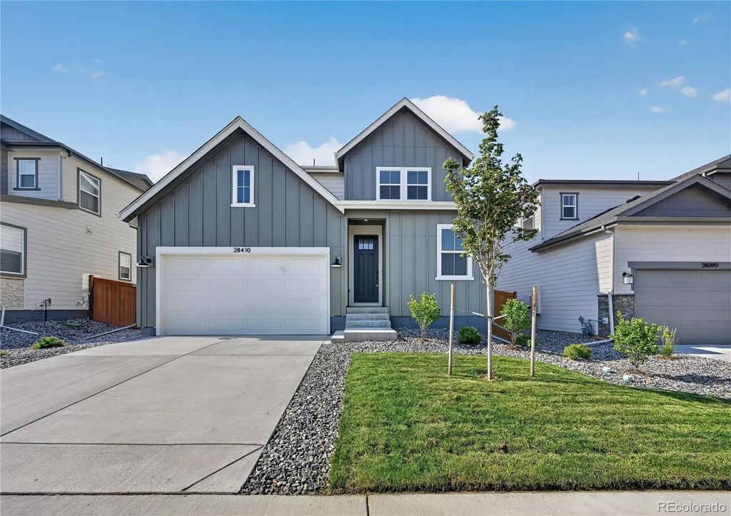 28410 E 4th Place, Watkins