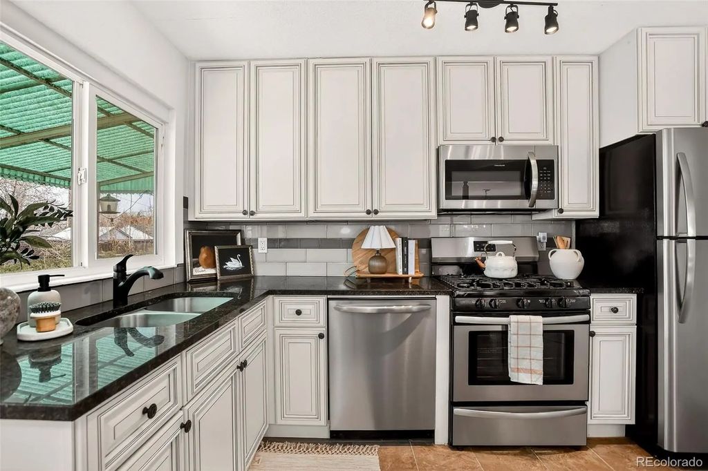 4341 Steele Street, Denver
