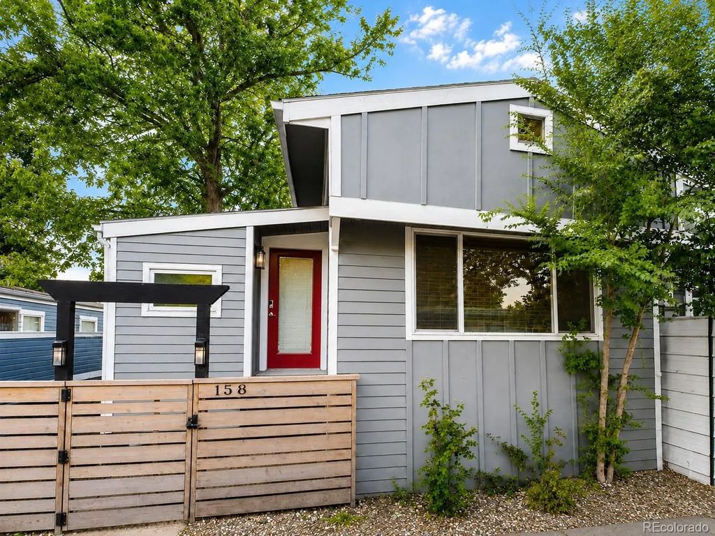 1400 Collyer Street, Longmont