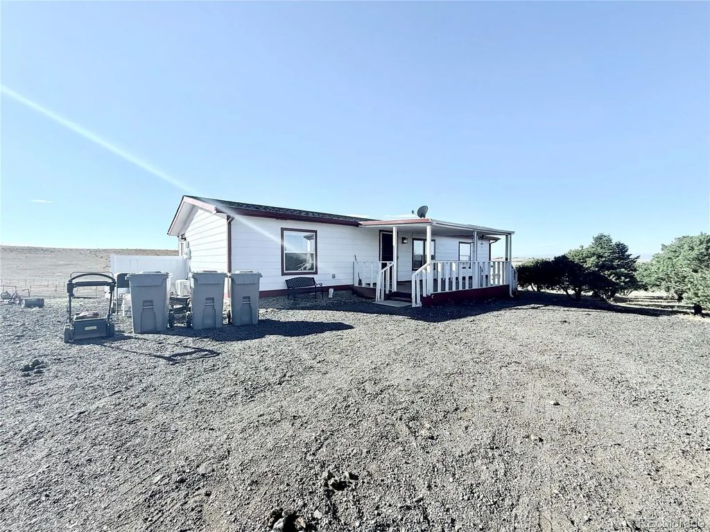 36450 E Florida Avenue, Watkins