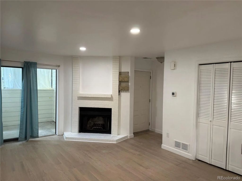 8376 S Upham Way B106, Littleton