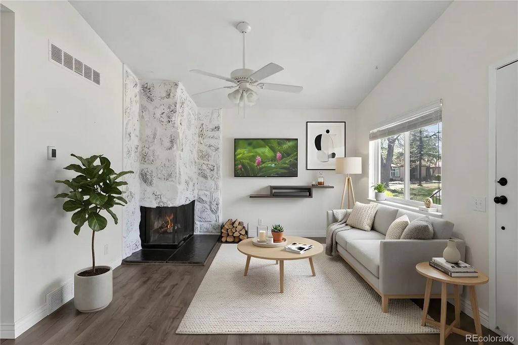 3572 S Kittredge Street A, Aurora