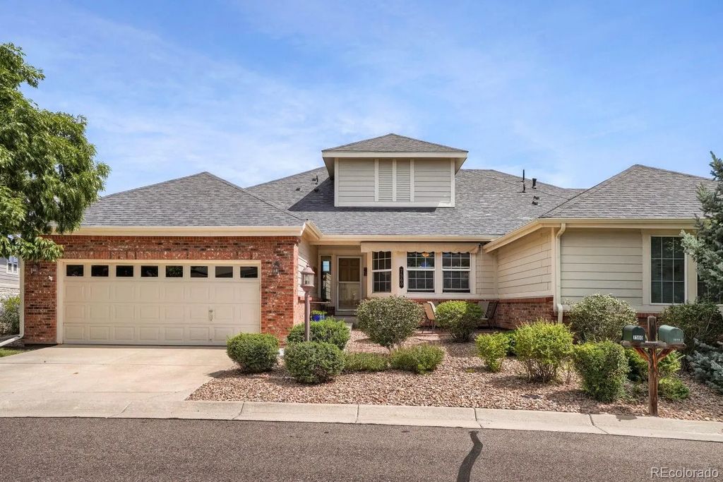 7560 S Biloxi Court, Aurora