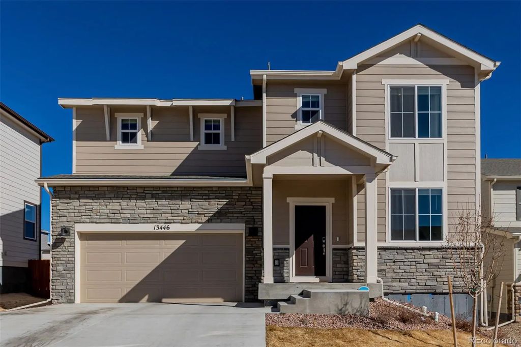 13446 Valley Peak Drive, Peyton