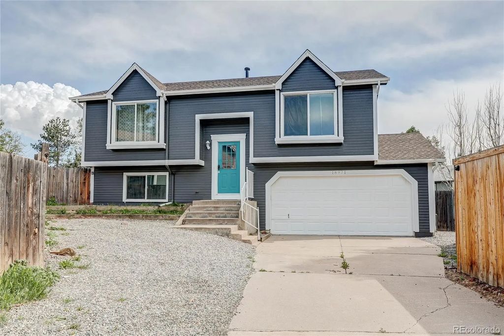 18971 E Mercer Drive, Aurora