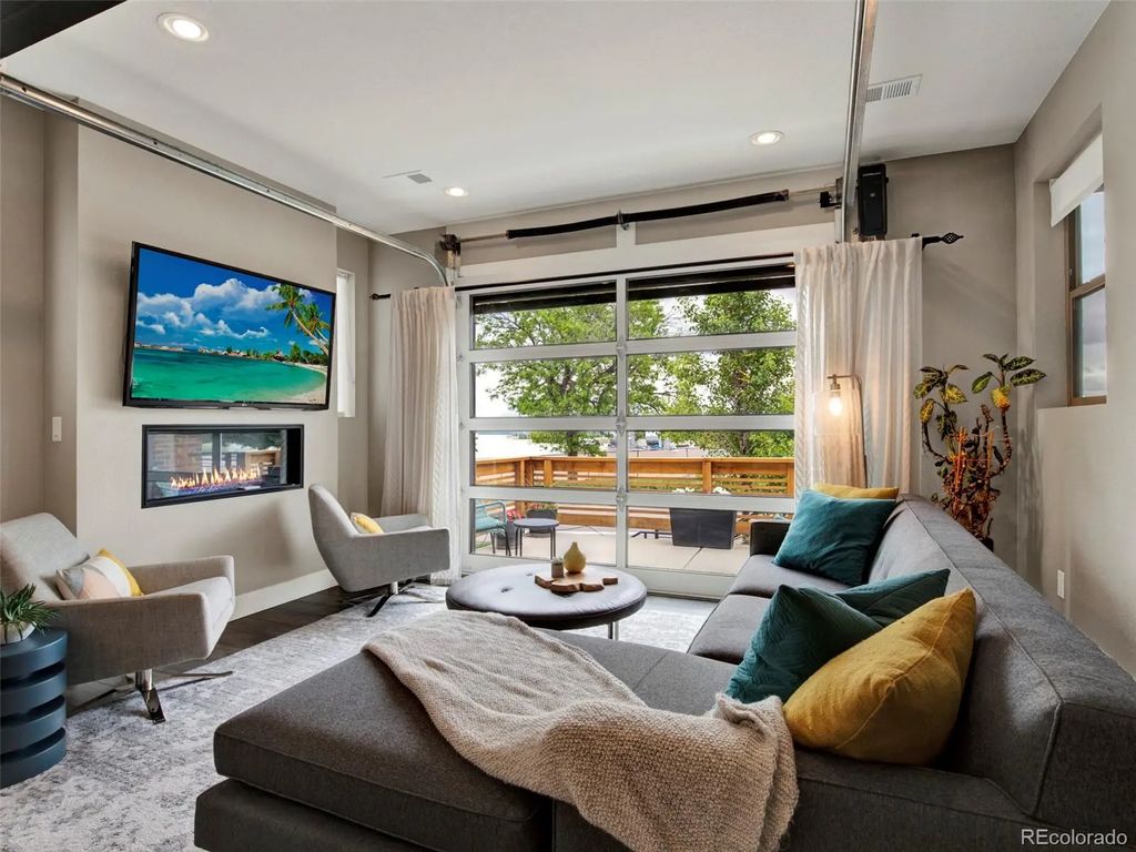 12249 W Alameda Drive, Lakewood