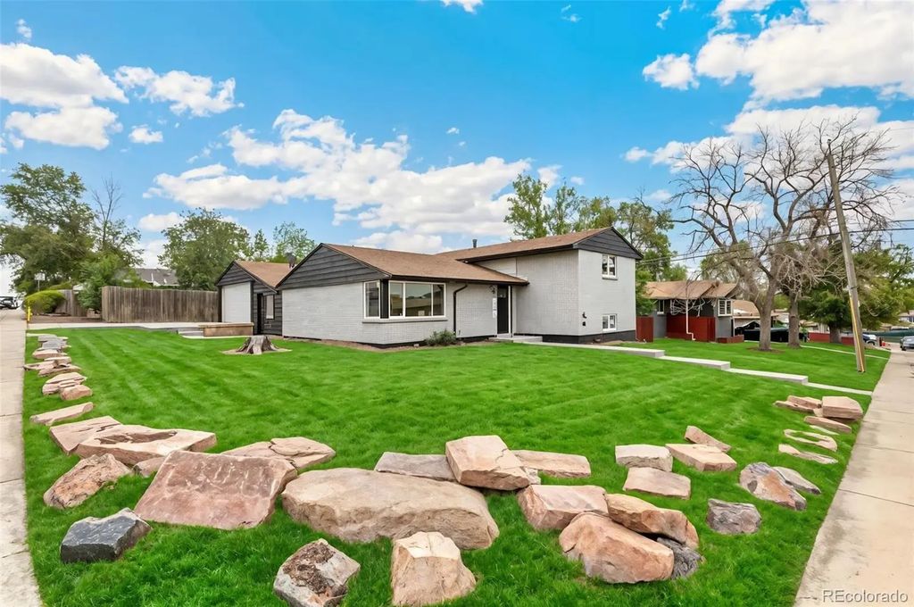 8370 Clarkson Street, Denver