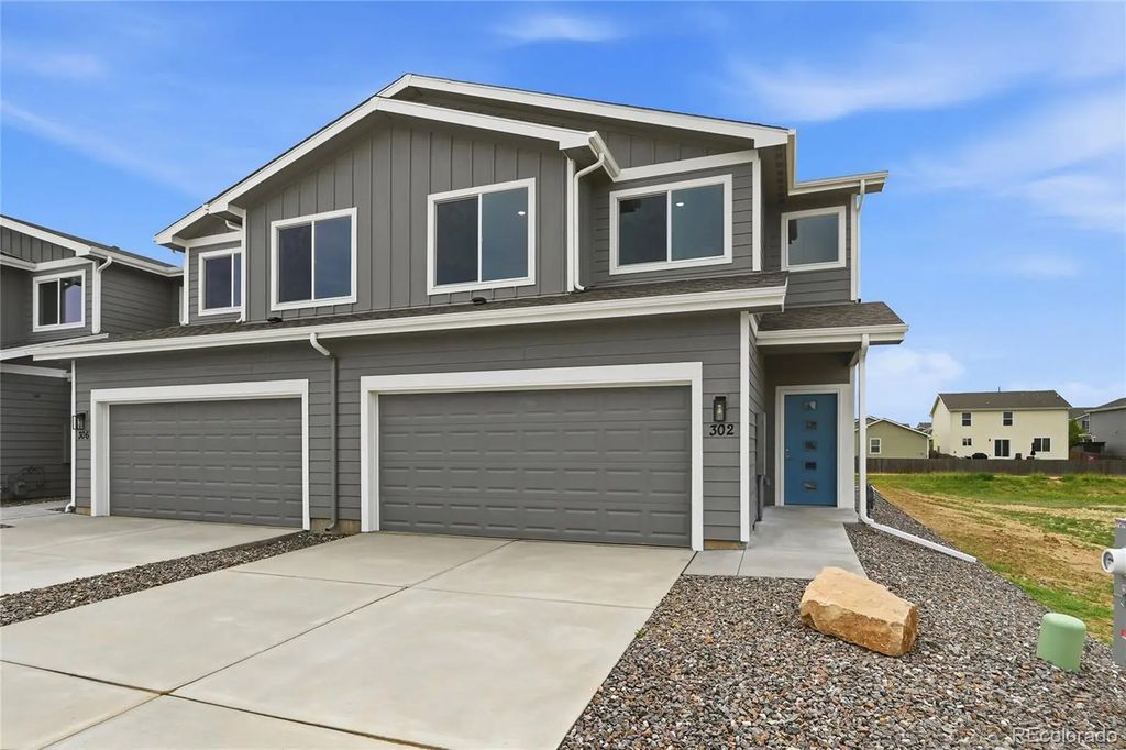 302 Bennett Avenue, Bennett