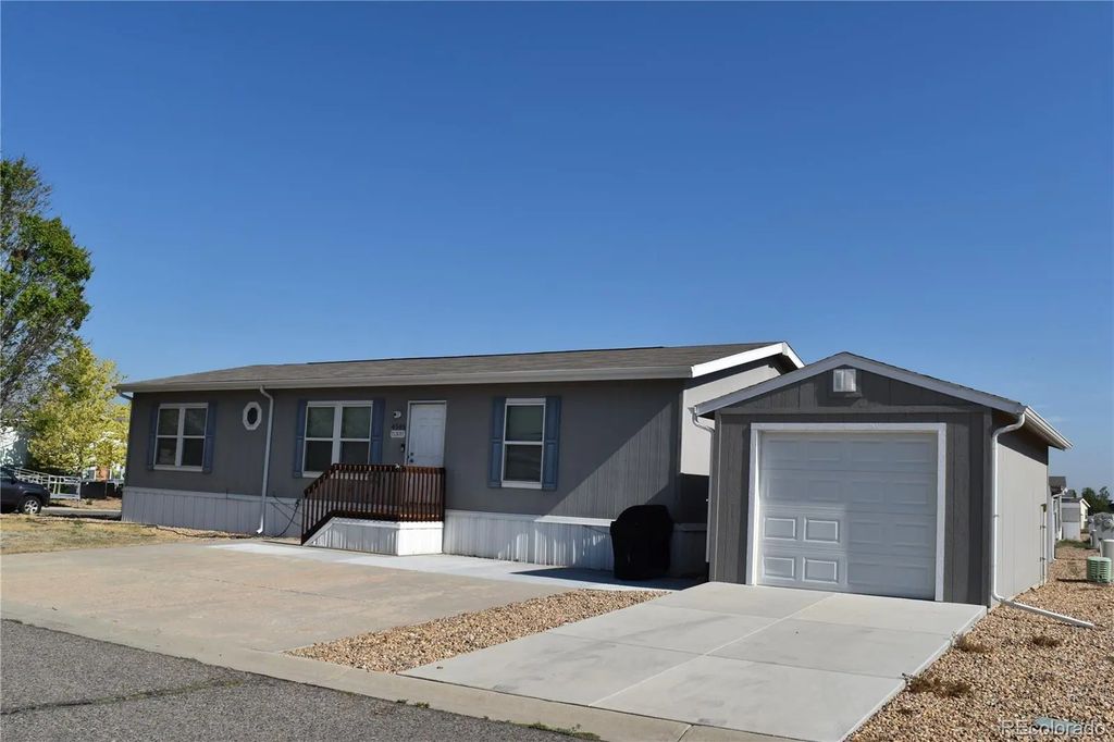 4595 Tilbury Court, Longmont