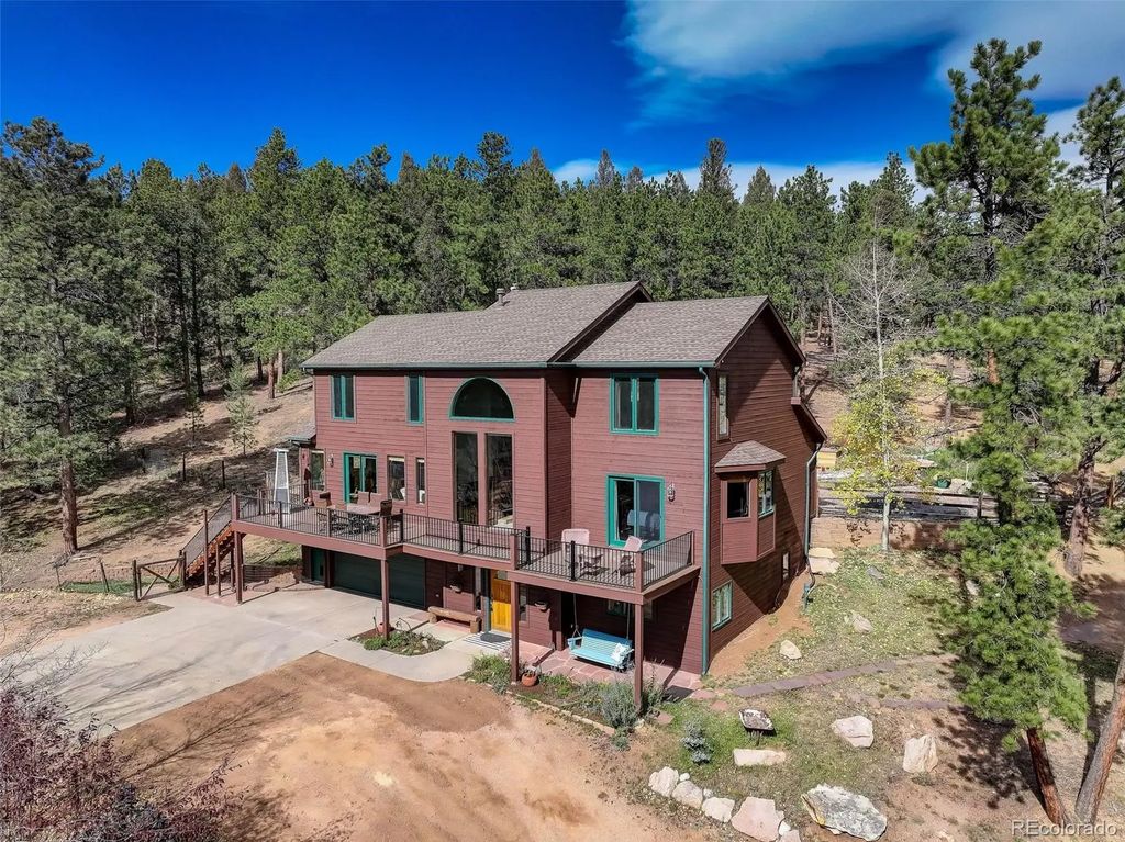 318 Road D, Pine