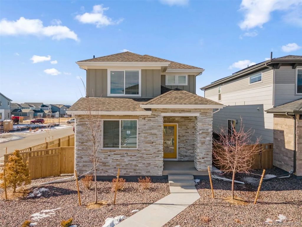 21041 E 63rd Drive, Aurora