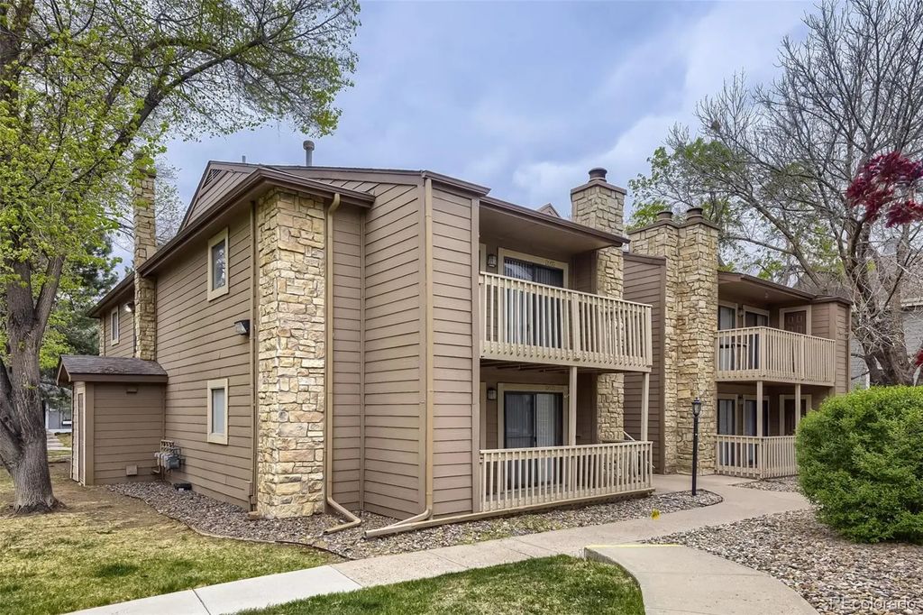 10273 E Peakview Avenue D104, Englewood