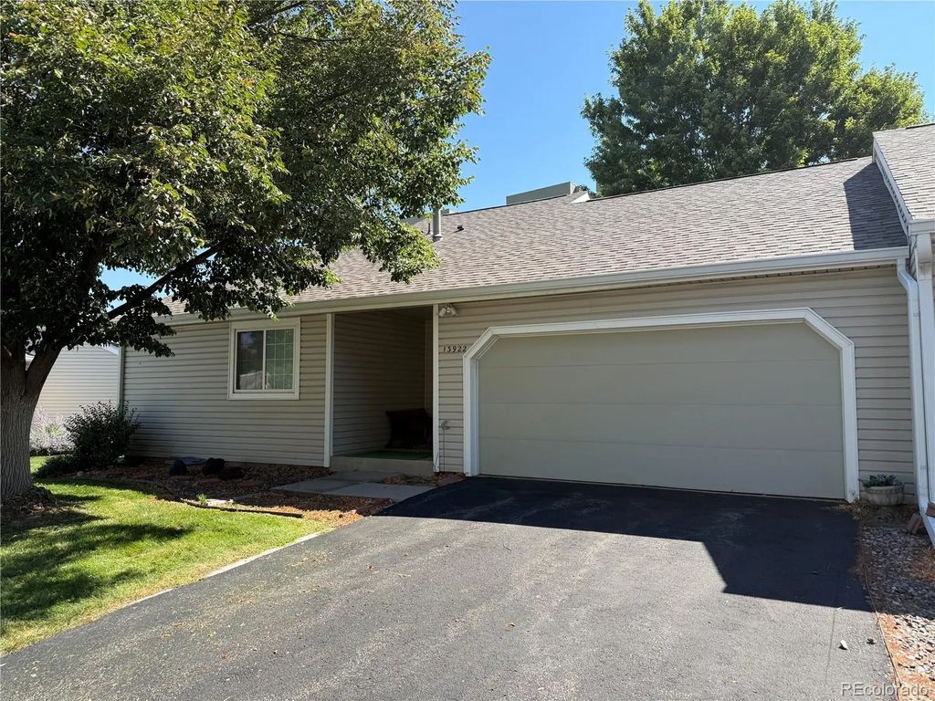 13922 E Linvale Place, Aurora