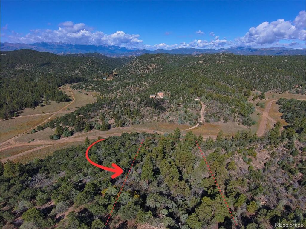 176 Arnold Drive, Cotopaxi