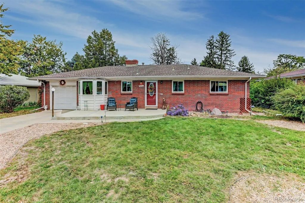 647 W Valleyview Avenue, Littleton