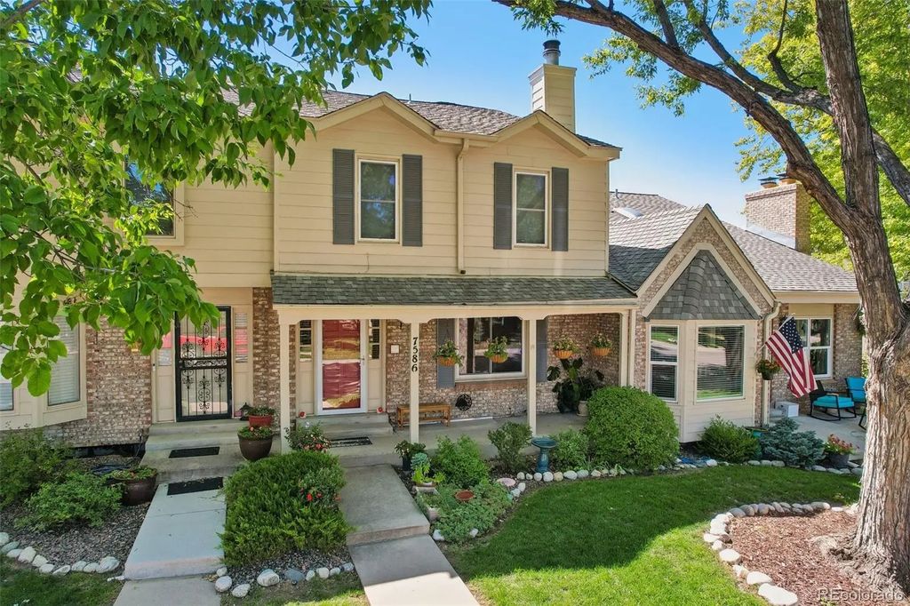 7586 S Cove Circle, Centennial