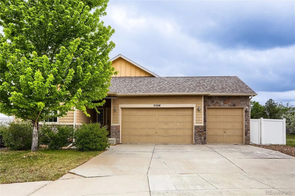 3308 Auklet Drive, Berthoud