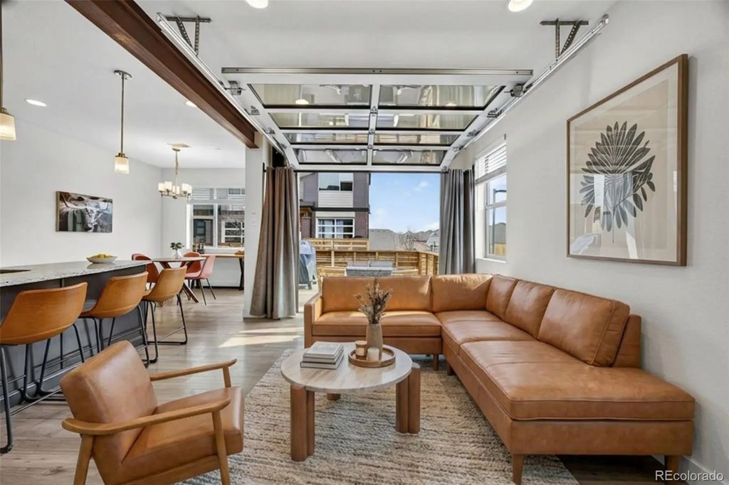 19518 E Sunset Circle, Aurora