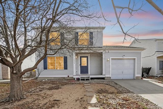 15852 E 48th Place, Denver