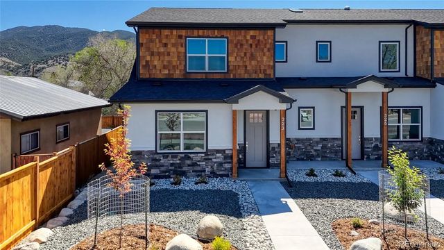 323 Palmer Street, Salida