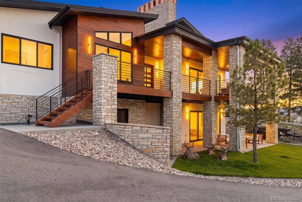 5820 Powell Road, Parker
