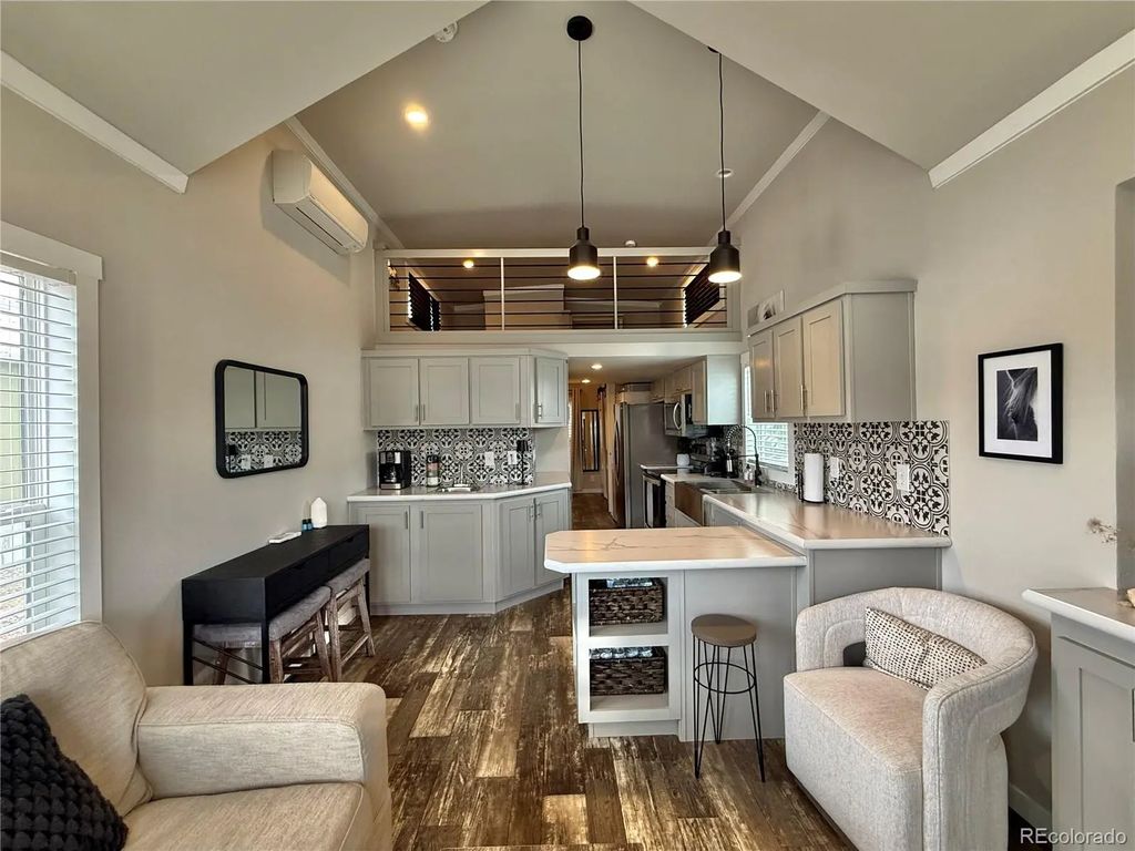 6507 County Road 102, Salida