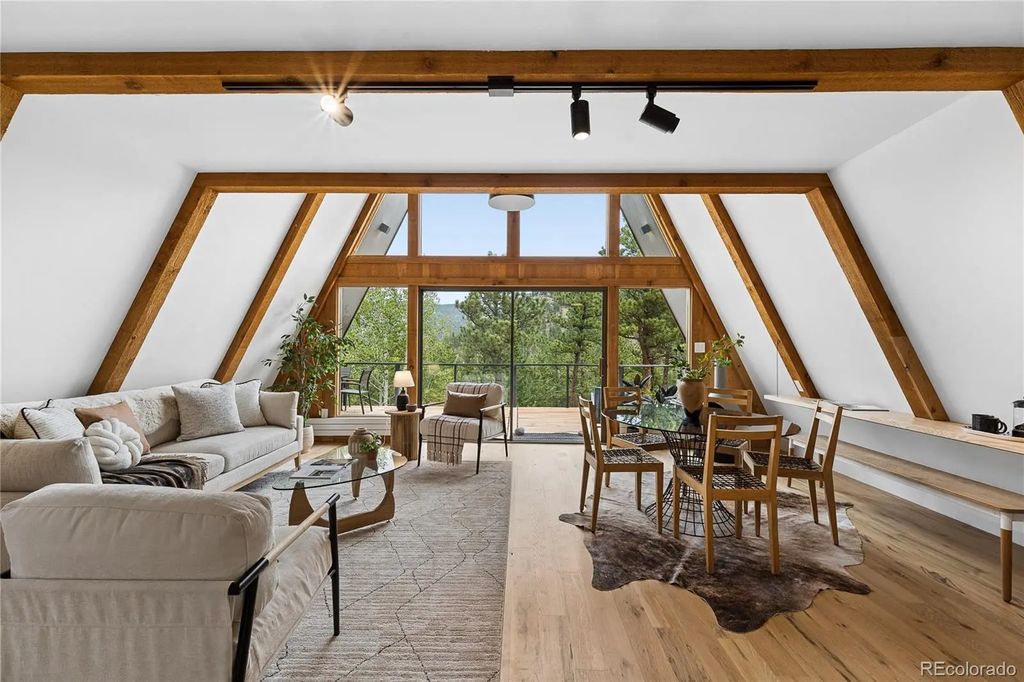 118 Crooked Spur, Boulder