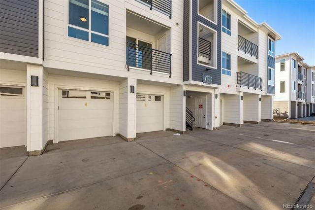 6153 N Ceylon Street 106, Denver