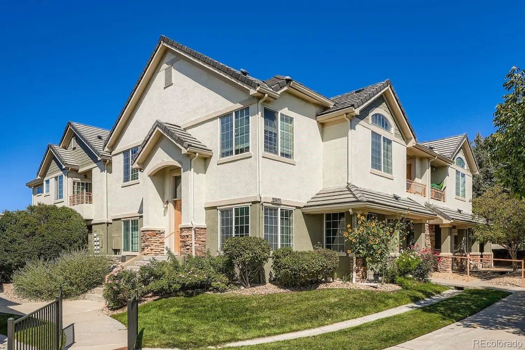 22675 E Ontario Drive 202, Aurora