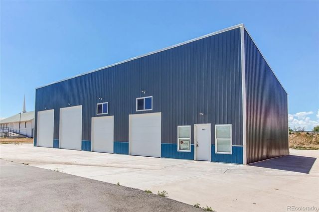 655 7th Avenue, Deer Trail