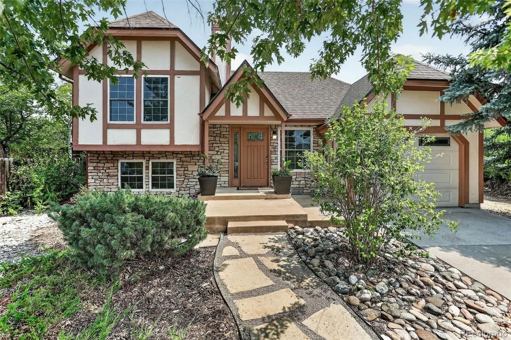 18574 E Layton Place, Aurora